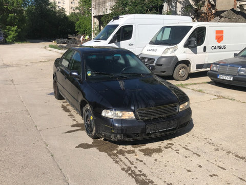 Armatura bara spate Audi A4 B5 2000 berlina 1.9