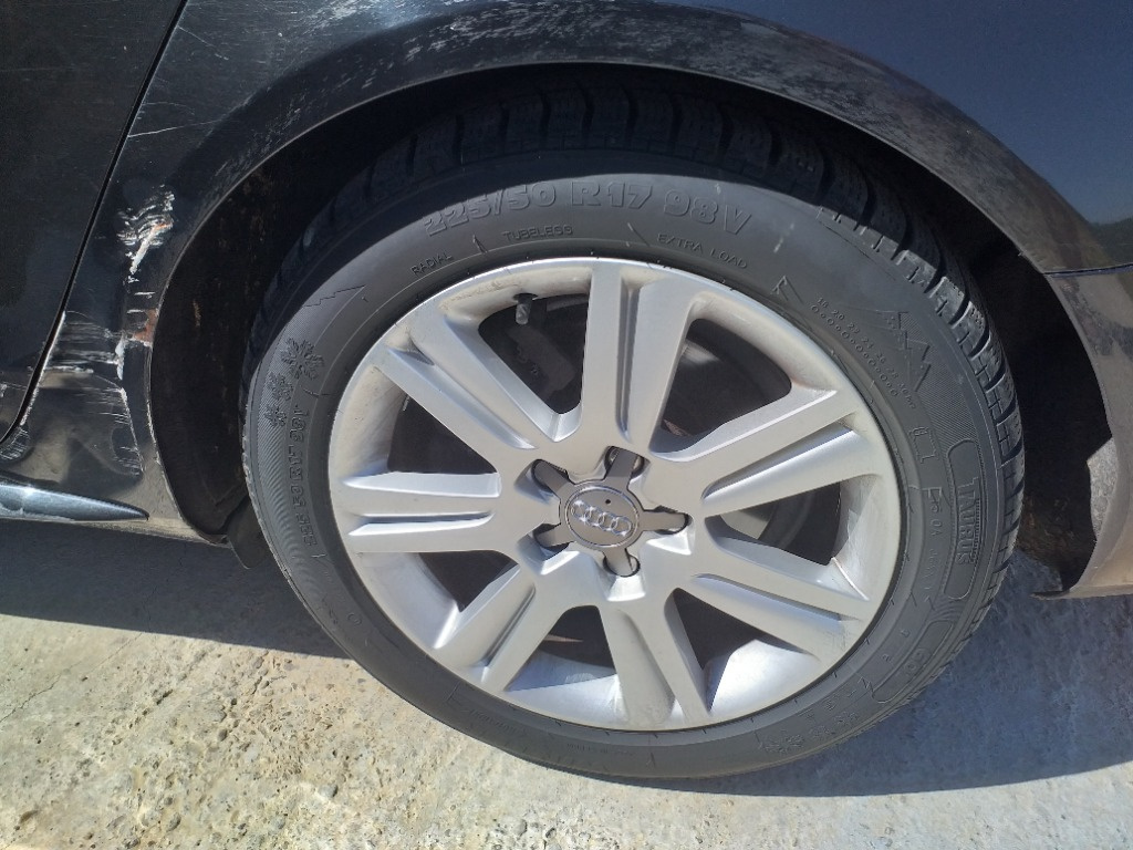 Armatura bara spate Audi A4 B8 2010 Brea