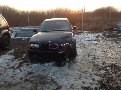 Armatura bara spate BMW E46 2000 BERLINA 2.0 d