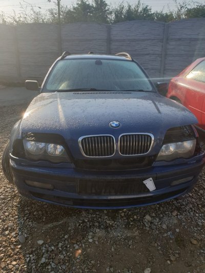 Armatura bara spate BMW E46 2001 Break 3.0