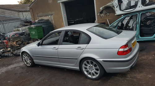 Armatura bara spate BMW Seria 3 E46 2004