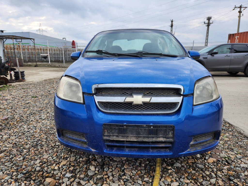 Armatura bara spate Chevrolet Aveo 2006 Berlina 1.2 benzină 53kw