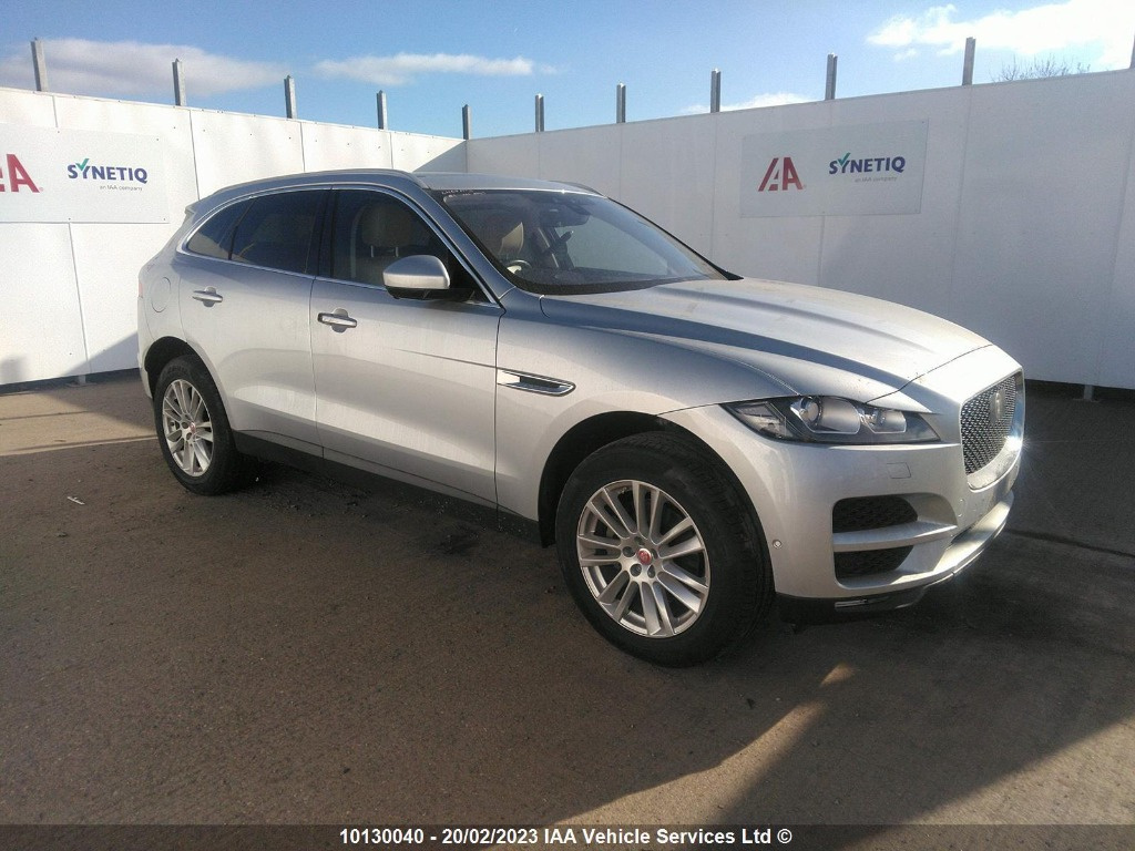 Armatura bara spate Jaguar F-Pace 2.0 D