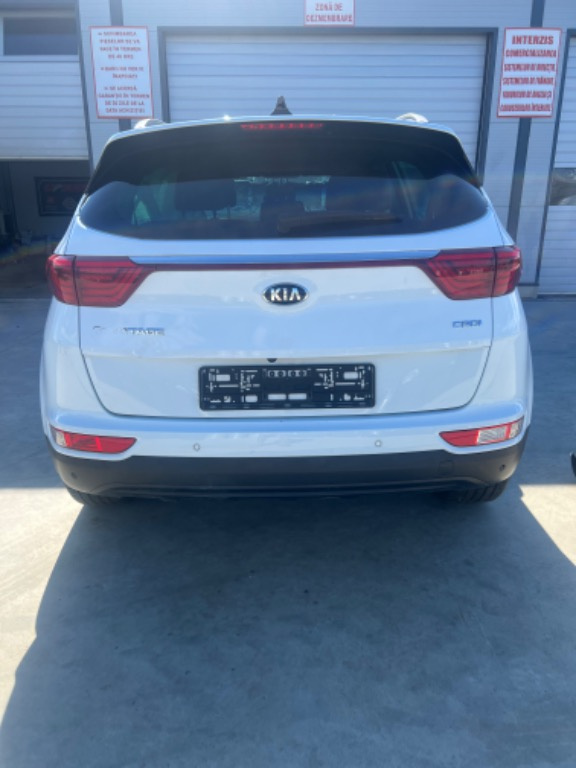 Armatura Bara Spate Kia Sportage Hyundai Tucson Santa Fe 86631 F1000 2015 2016 2017 2018 2019 2020