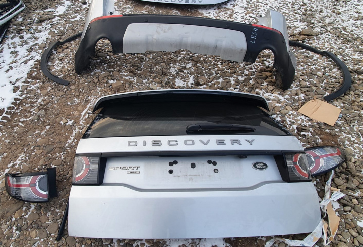Armatura bara spate Land Rover Discovery