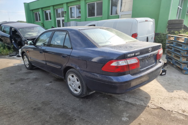 Armatura bara spate Mazda 6 2000 Berlina