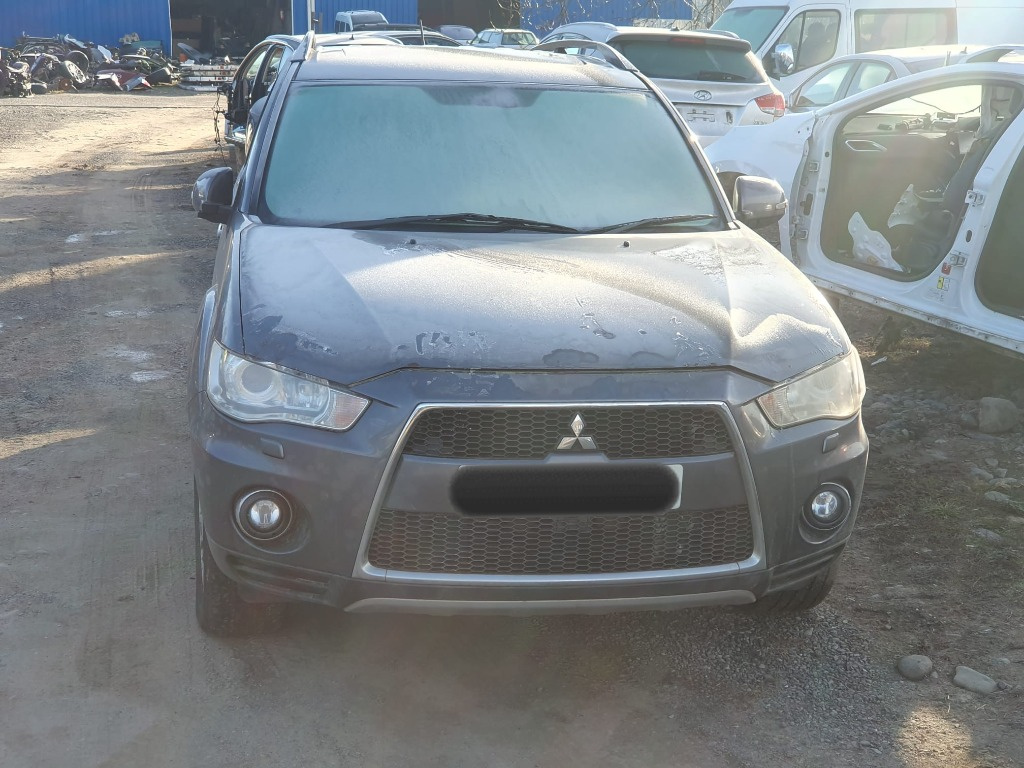 Armatura bara spate Mitsubishi Outlander 2011 Break 2.2