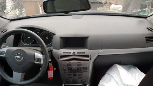 Armatura bara spate Opel Astra H 2008 Ca