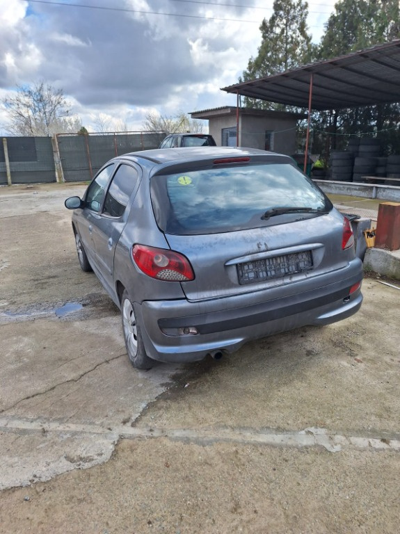 Armatura bara spate Peugeot 206 2010 Hat