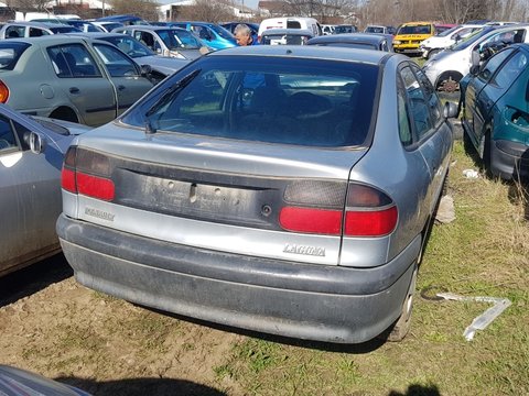 Armatura bara spate Renault Laguna 1996