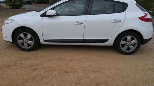 Armatura bara spate Renault Megane 2010 