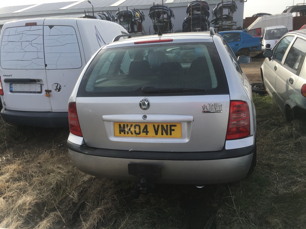 Armatura bara spate Skoda Octavia 1 2004