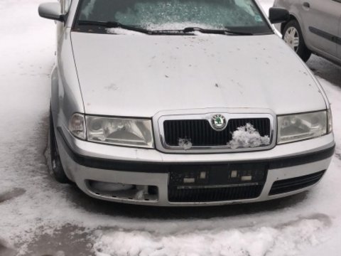 Armatura bara spate Skoda Octavia 2001 BREAK 1.8