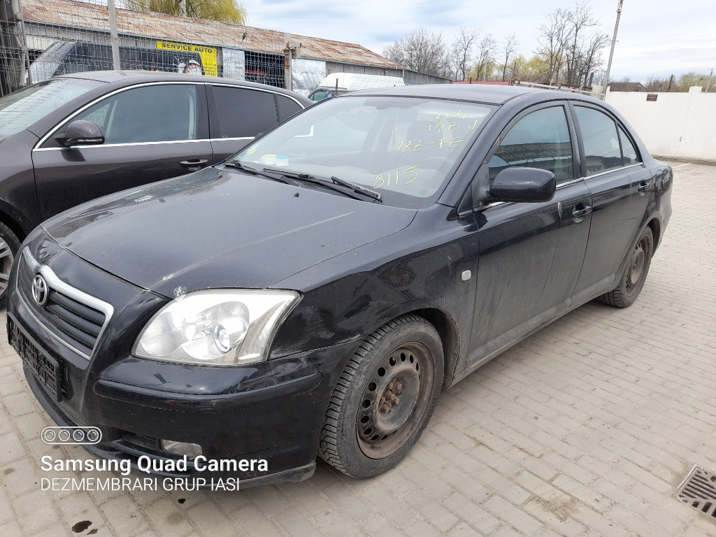 Armatura bara spate Toyota Avensis 2004 berlina 1.8 benzina