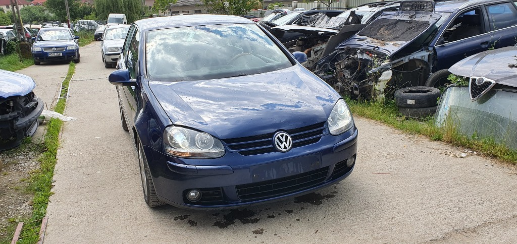 Armatura bara spate Volkswagen Golf 5 2007 Hatchback 2.0 d