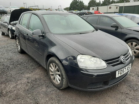 Armatura bara spate Volkswagen Golf 5 2008 Hatchback 1.9 TDI