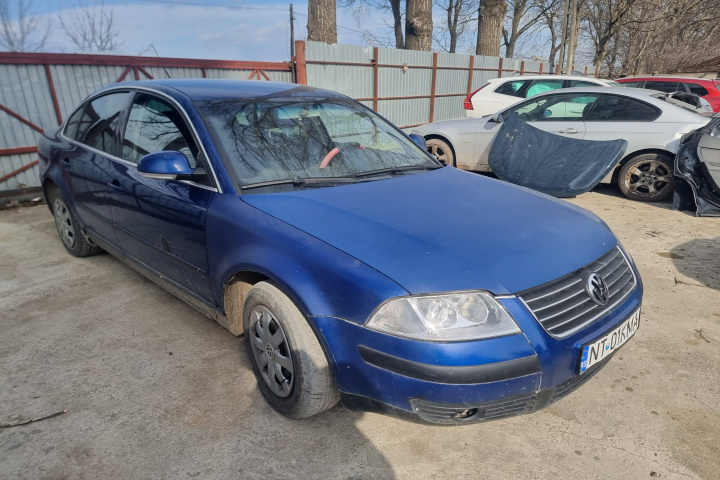 Armatura bara spate Volkswagen Passat B5 2005 sedan/berlina 1.9 diesel