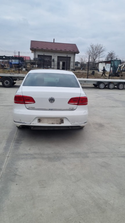 Armatura bara spate Volkswagen Passat B7