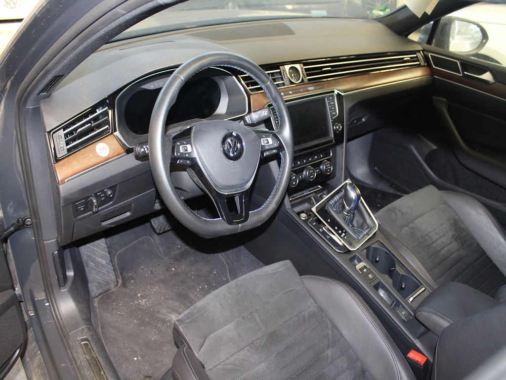 Armatura bara spate Volkswagen Passat B8
