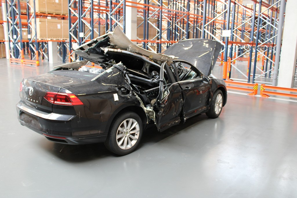 Armatura bara spate Volkswagen Passat B8