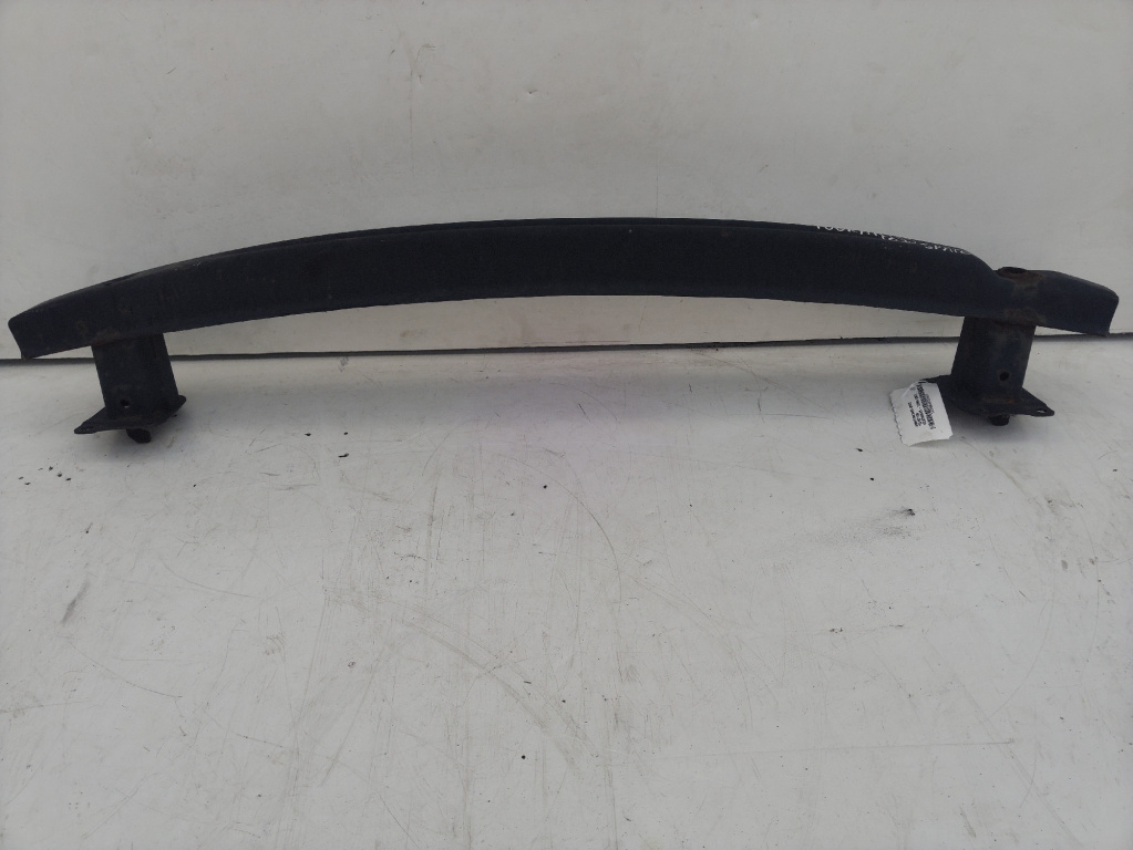 Armatura bara spate Volkswagen Touran an 2007 cod piesa 1T0807629