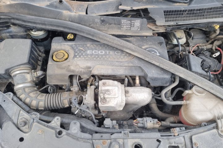 Armatura / Intaritura bara fata Opel Cor
