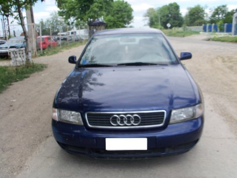 Audi A4 1.8 Benzina 1998 pentru dezmembrat