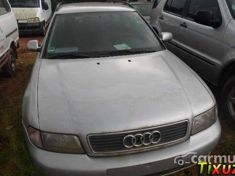 Audi A4, an 1998, motor 1.8 Benzina