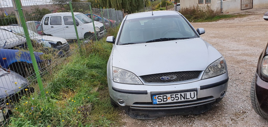 Ax came Ford Mondeo 2001 Berlina 2.0 d