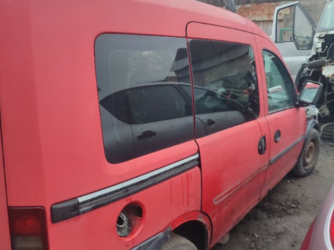 Ax came Opel Combo 2004 Combi 13 cdti