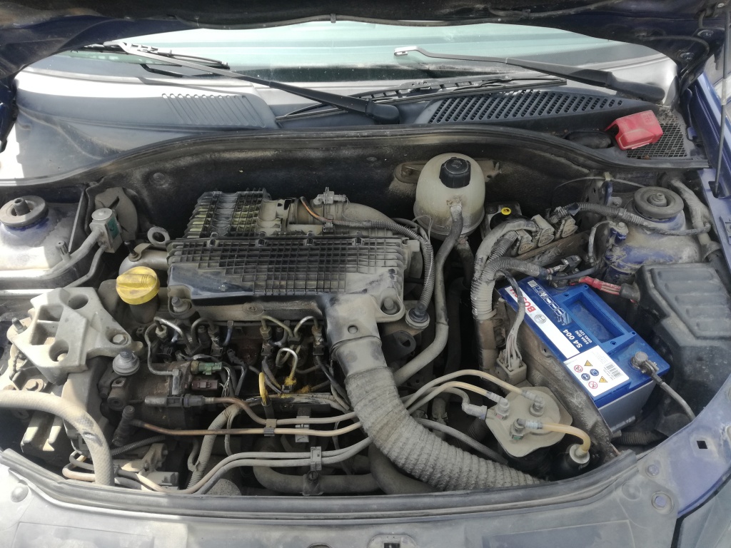 Ax came Renault Clio II 2002 Berlina 1.5