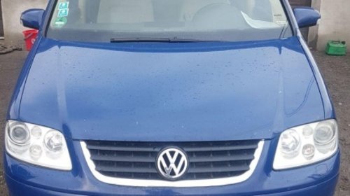 Ax came VW Touran 2004 COMBI 2.0