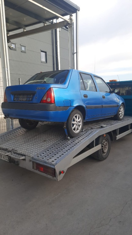 Baie ulei Dacia Solenza 2005 hatchback 1.4mpi