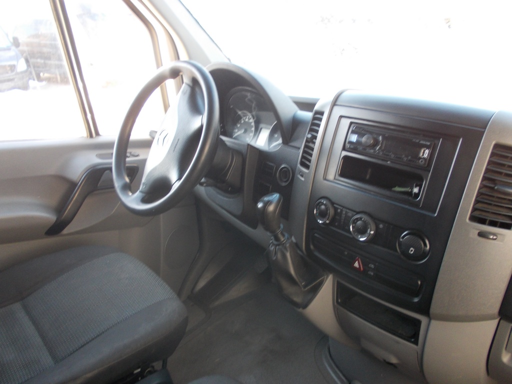 Baie ulei Mercedes VITO 2013 VAN 116 CDI