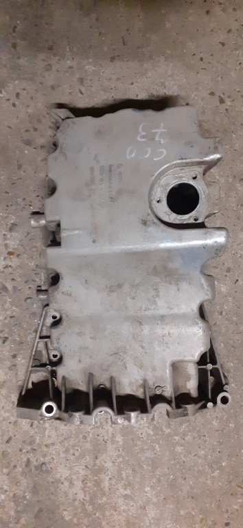 Baie ulei motor originala Audi a4 b6 b7 2.0 benzin