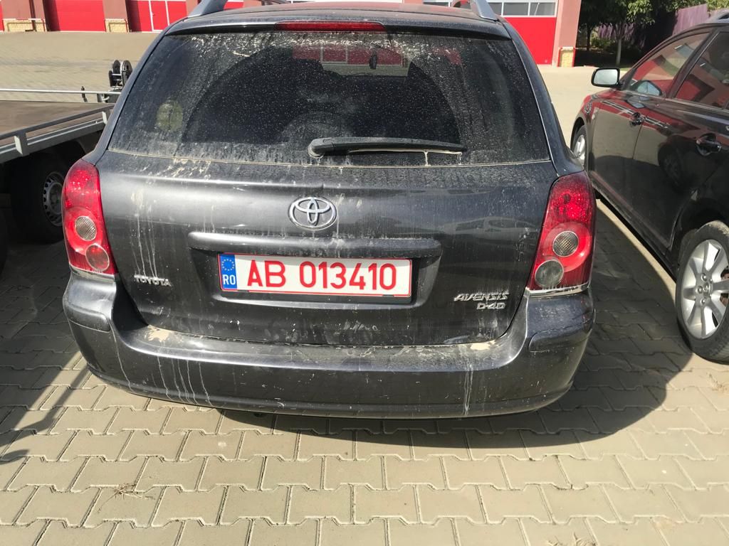 Baie ulei Toyota Avensis 2007 berlina 2.