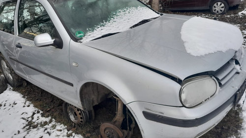 Baie ulei Volkswagen Golf 4 2003 hatchba