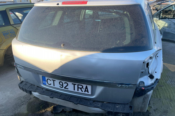 Balama capota motor dreapta Opel Astra H