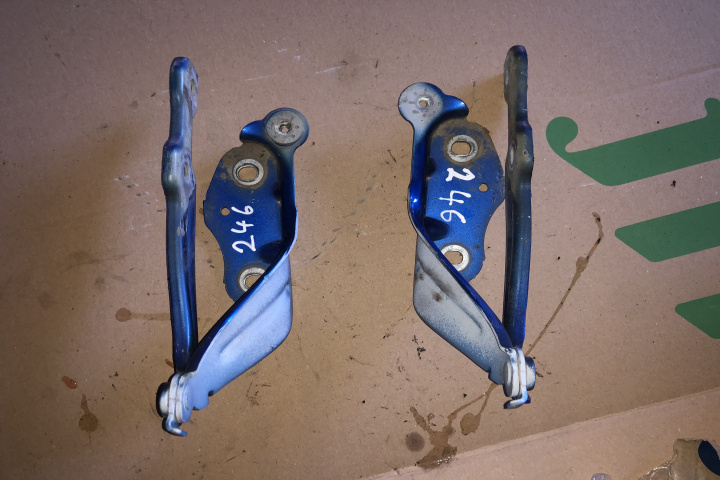 Balama capota motor stanga SET Skoda Octavia 3 [2013 - 2017] Liftback 5-usi 1.6 TDI MT (105 hp)