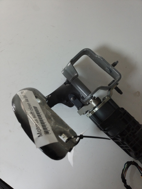 Balama deschidere automata haion stanga Audi an 2021 cod piesa 8W9827299