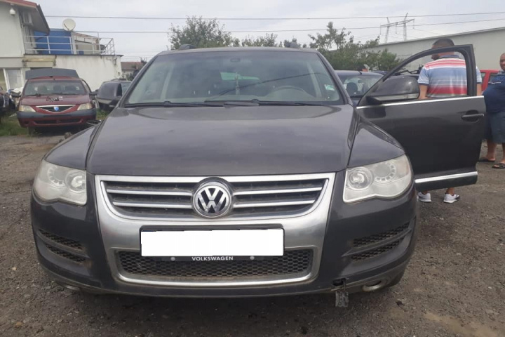 Balama haion stanga Volkswagen Touareg p