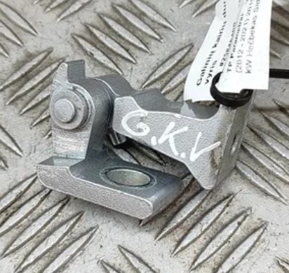 Balama inferioara stanga spate Volkswagen Golf 7