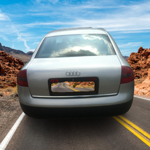 Balama inferioara usa dreapta spate Audi