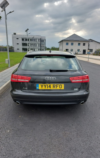 Balama inferioara usa spate dreapta Audi