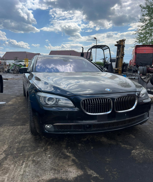 Balama inferioara usa spate dreapta BMW Seria 7 F01/F02 [2008 - 2012] Sedan 750i AT (407 hp)