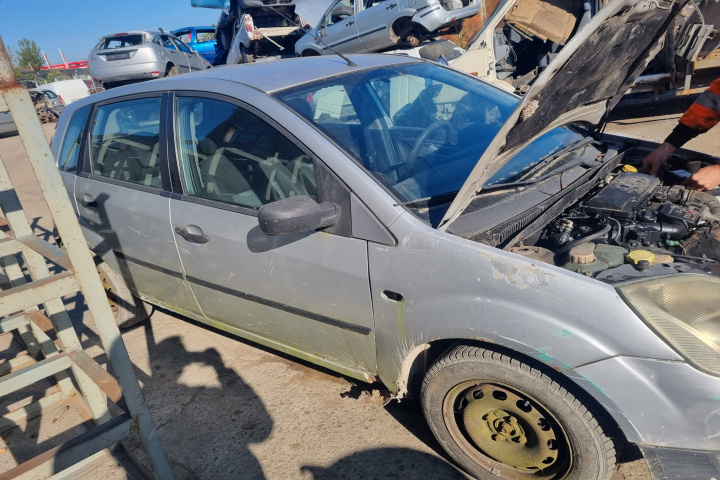 Balama superioara usa spate stanga Ford Fiesta 5 [