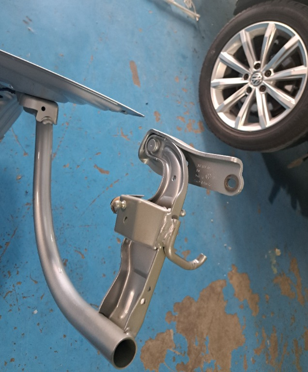Balamale capota portbagaj VW PASSAT B8 model 2014-2018