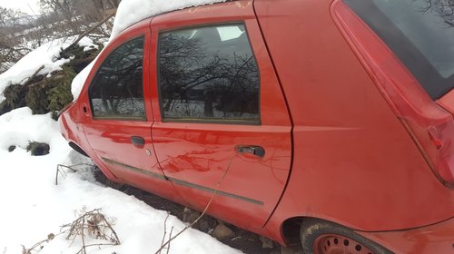 Bancheta spate Fiat Punto 2002 hatchback