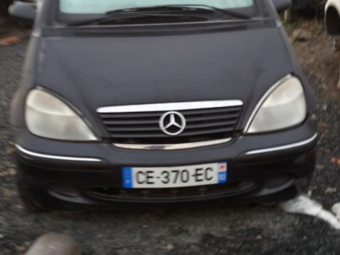 Bancheta spate Mercedes A-CLASS W168 2001 Hatchback 1.7 cdi