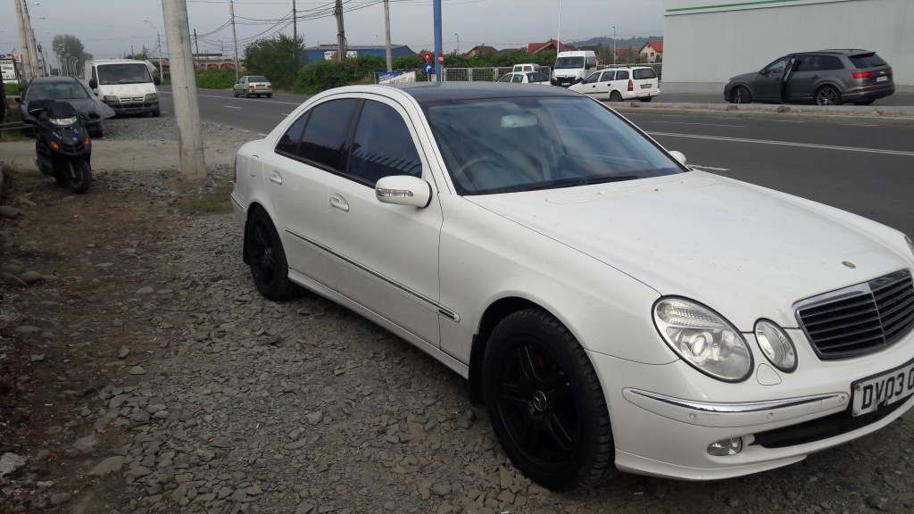 Bancheta spate Mercedes E-CLASS W211 200